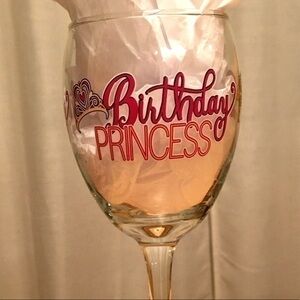 NWOT Birthday Princess Wine Glass! 👑🍷🎉